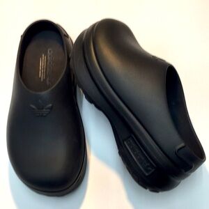 Adidas Clogs 8 Black